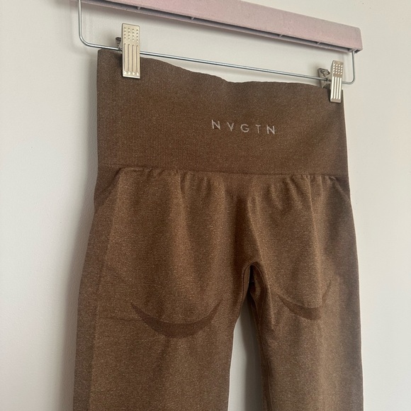 NVGTN Cocoa Contour Seamless Leggings – Size S - Picture 3 of 7